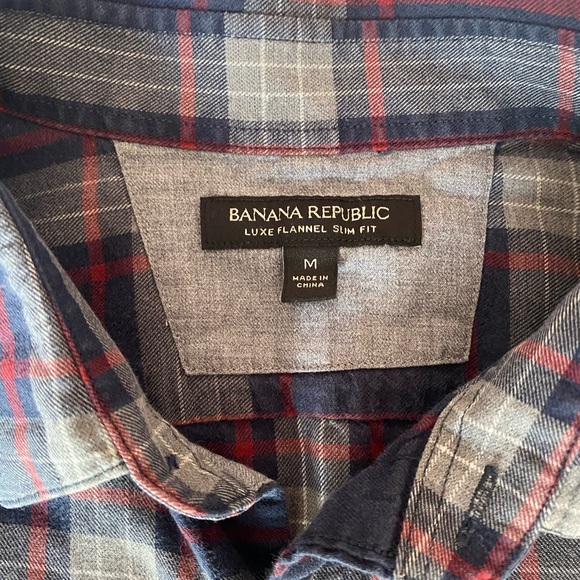 Banana Republic Men's Plaid Shirt - Navy and Red Luxe Flannel Slim Fir Size M - Picture 3 of 7